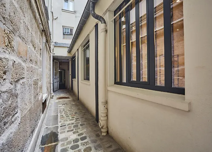 Apartment Saint Germain Des Pres By Studio Prestige
